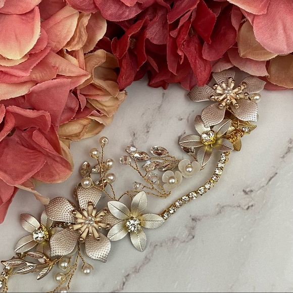 Romantic Rose Gold Flower Crystal Pearl Tiara Headdress - Picture 10 of 16